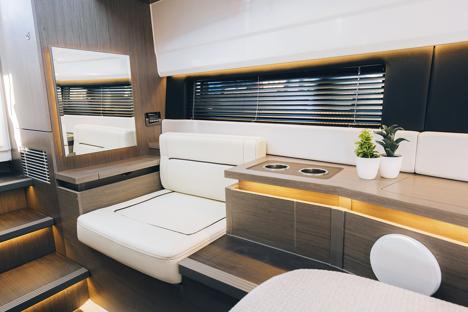 ©JEAN-BAPTISTE D'ENQUIN - WELLCRAFT - 355